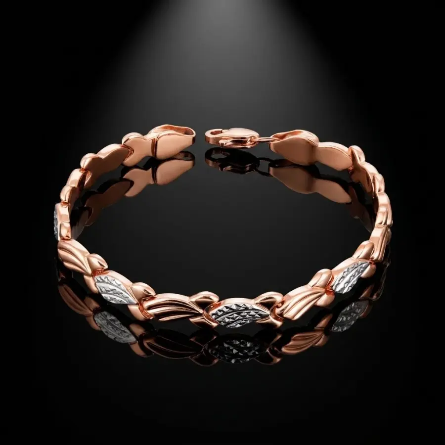Cadence Leaf Bracelet